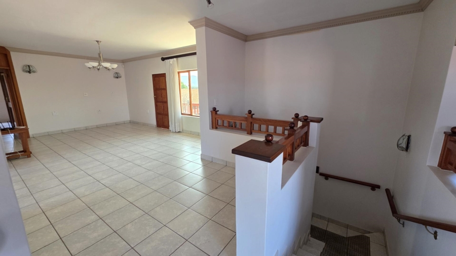 4 Bedroom Property for Sale in Ifafi North West